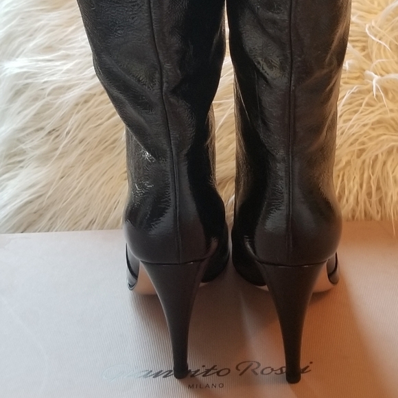 Beautiful brand new Gianvito Rossi leather boots. - Picture 2 of 5